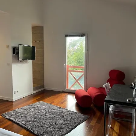 Lafitenia Cenitz Hotel