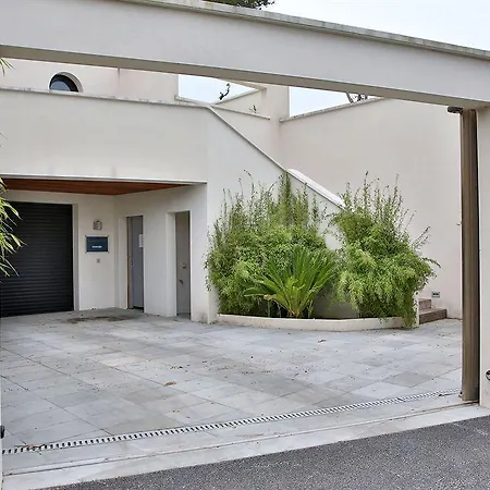 Lafitenia Cenitz Hotel