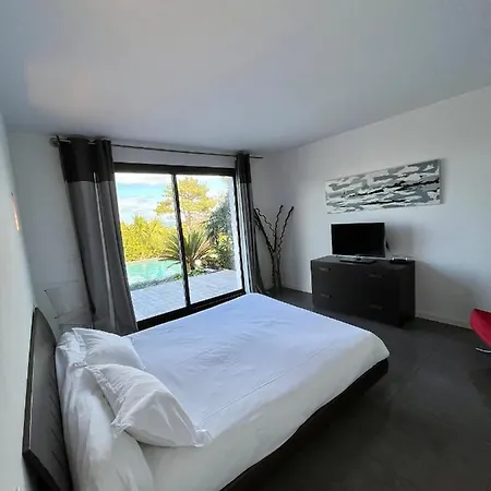 Lafitenia Cenitz Hotel 5*