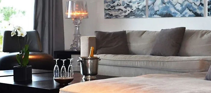 Lafitenia Cenitz Ξενοδοχείο