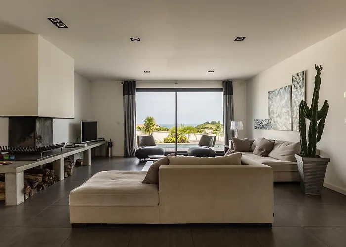 Ξενοδοχείο Lafitenia Cenitz 5*