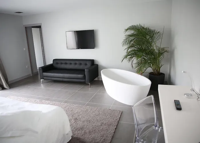 Lafitenia Cenitz Hotel 5*